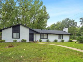 Foreclosed Home - 2301 PINKERTON DR, 75701