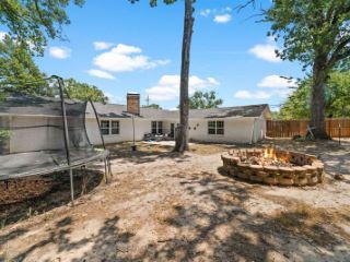 Foreclosed Home - 1827 EASY ST, 75703