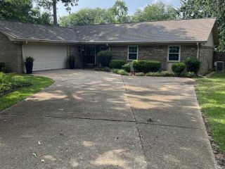 Foreclosed Home - 4922 LEANING OAKS, 75762