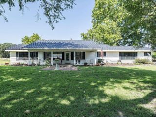 Foreclosed Home - 579 COUNTY ROAD 3819, 75765