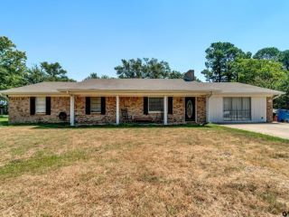 Foreclosed Home - 1524 PEARL ST, 75771