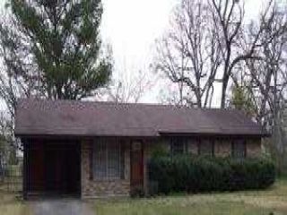 Foreclosed Home - 220 N OAK PL, 75790
