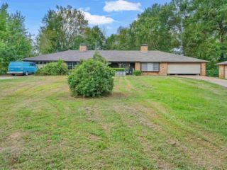 Foreclosed Home - 11774 S HILLCREEK RD, 75791