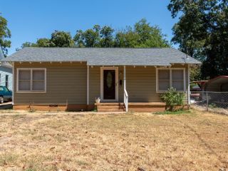 Foreclosed Home - 814 N TENNESSEE ST, 75801