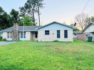 Foreclosed Home - 113 REDWOOD DR, 75801