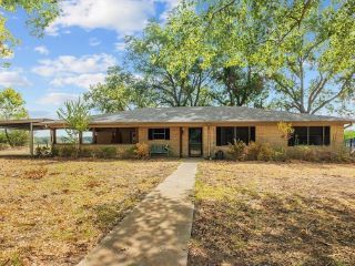 Foreclosed Home - 10483 FM 322, 75839