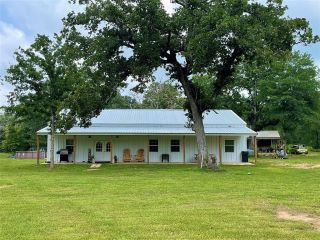 Foreclosed Home - 1075 FM 489, 75855