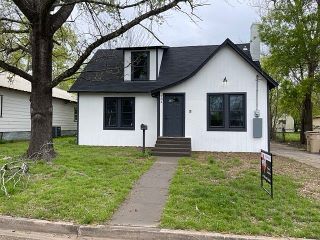 Foreclosed Home - 704 PINE ST, 75860