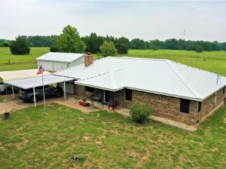 Foreclosed Home - 129 FM 1451, 75860