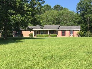 Foreclosed Home - 3341 BENTON DR, 75901