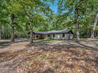 Foreclosed Home - 814 TOM HOLLAND RD, 75901