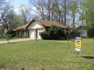 Foreclosed Home - 108 W MENEFEE ST, 75904
