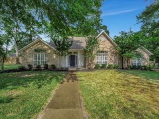 Foreclosed Home - 18 RED OAK LN, 75904