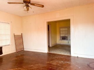 Foreclosed Home - 2364 US HIGHWAY 69 N, 75904