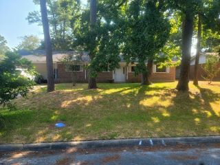 Foreclosed Home - 1305 ROBINWOOD DR, 75904
