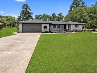 Foreclosed Home - 645 MASTERS BLVD, 75931