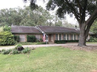 Foreclosed Home - 251 COUNTY ROAD 3765, 75935