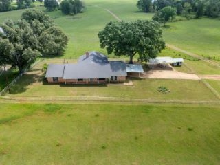 Foreclosed Home - 16266 S FM 225, 75943