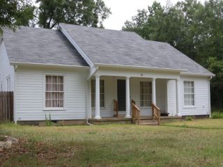 Foreclosed Home - 526 W HOUSTON ST, 75951