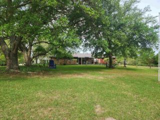 Foreclosed Home - 5652 US HIGHWAY 96 S, 75951