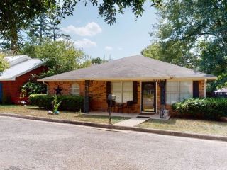 Foreclosed Home - 1003 LINTON LANIER LN, 75951