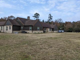 Foreclosed Home - 605 N VALLIE AVE, 75956