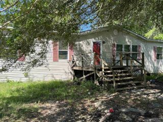 Foreclosed Home - 105 N HERNDON AVE, 75956