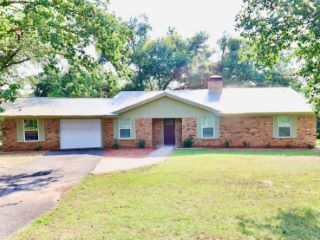 Foreclosed Home - 12721 N FM 95, 75961
