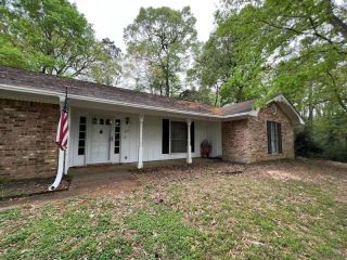Foreclosed Home - 680 COUNTY ROAD 5021, 75964
