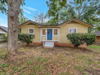 Foreclosed Home - 307 BURK ST, 75964