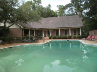 Foreclosed Home - 3222 CHIMNEY ROCK DR, 75965
