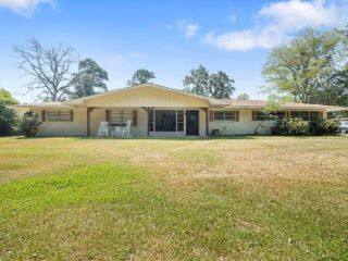 Foreclosed Home - 792 FM 2664, 75965