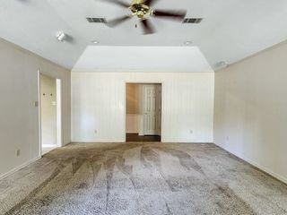 Foreclosed Home - 4404 LADY JENNIFER DR, 75965