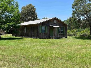 Foreclosed Home - 1941 COUNTY ROAD 3038, 75966