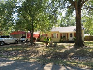 Foreclosed Home - 313 MULBERRY ST, 75968
