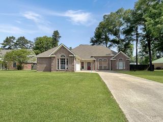 Foreclosed Home - 144 AUSTIN LN, 75969