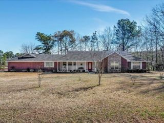 Foreclosed Home - 8423 FM 1645, 75975