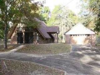 Foreclosed Home - 920 SHERWOOD FOREST DR N, 75979
