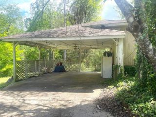 Foreclosed Home - 739 COUNTY ROAD 4330, 75979