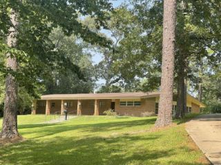 Foreclosed Home - 16 WAYNE DR, 75979