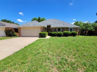 Foreclosed Home - 6203 MERCEDES DR, 76001