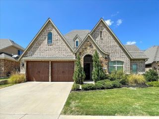 Foreclosed Home - 417 SAGEBRUSH DR, 76008