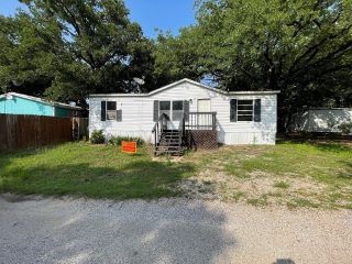 Foreclosed Home - 76 LIVE OAK ST, 76009