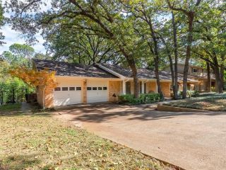 Foreclosed Home - 713 RED OAK LN, 76012