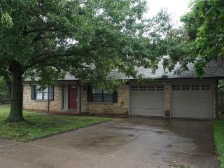 Foreclosed Home - 2024 CHARLESTON DR, 76022