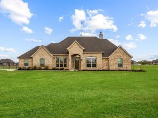 Foreclosed Home - 7899 S FM 51, 76023