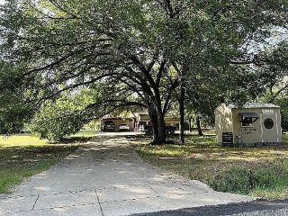 Foreclosed Home - 7016 COUNTY ROAD 802, 76028