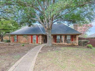 Foreclosed Home - 3508 BRENTWOOD DR, 76034