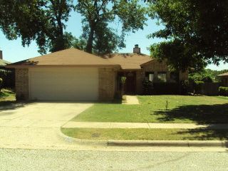 Foreclosed Home - 506 CLAYMORE DR, 76040