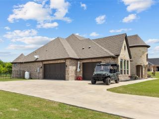 Foreclosed Home - 8504 COBBLE STONE, 76044